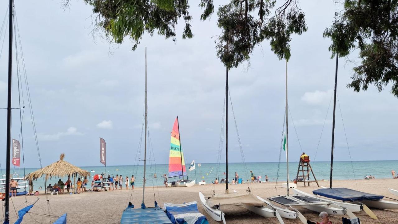 Apartamento De 1 Habitacion Frente Al Mar Y Con Piscina Daire Benicàssim Dış mekan fotoğraf
