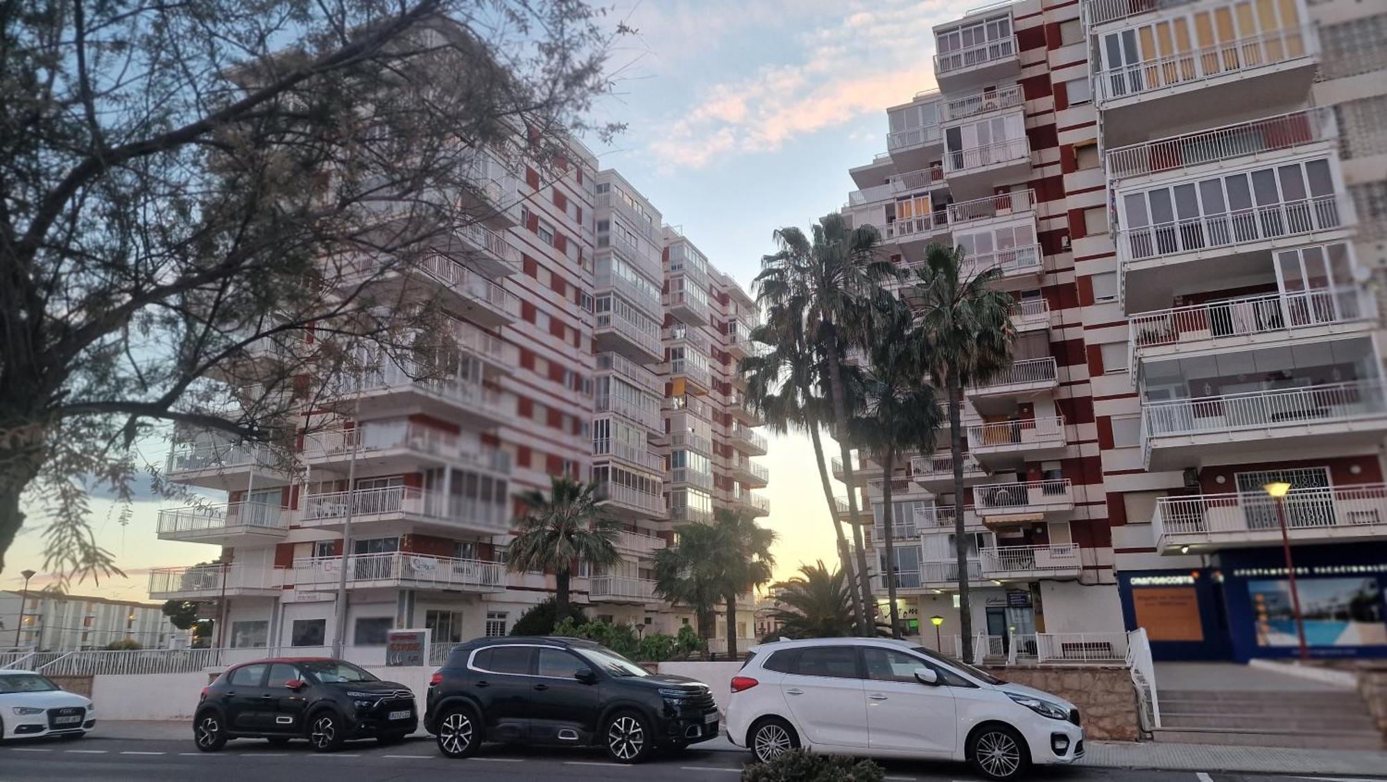 Apartamento De 1 Habitacion Frente Al Mar Y Con Piscina Daire Benicàssim Dış mekan fotoğraf