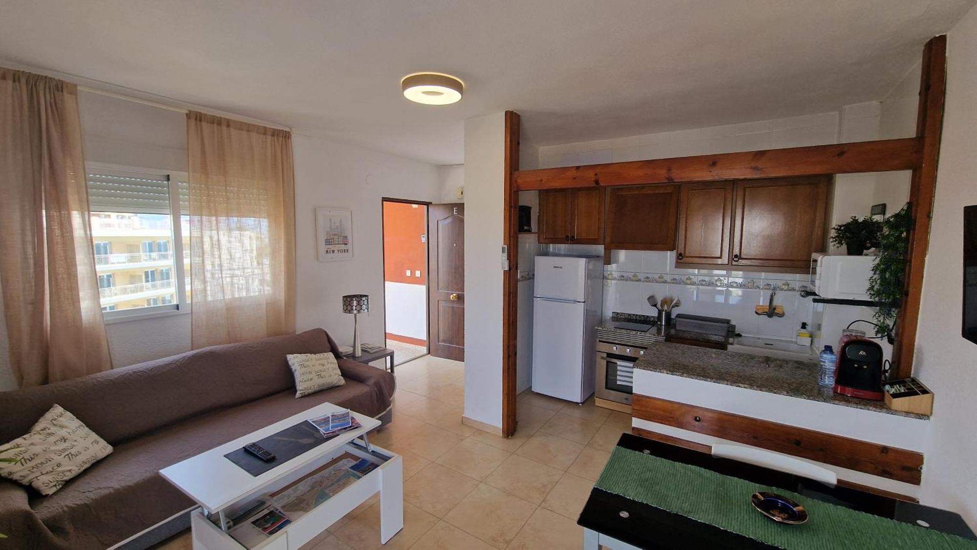 Apartamento De 1 Habitacion Frente Al Mar Y Con Piscina Daire Benicàssim Dış mekan fotoğraf