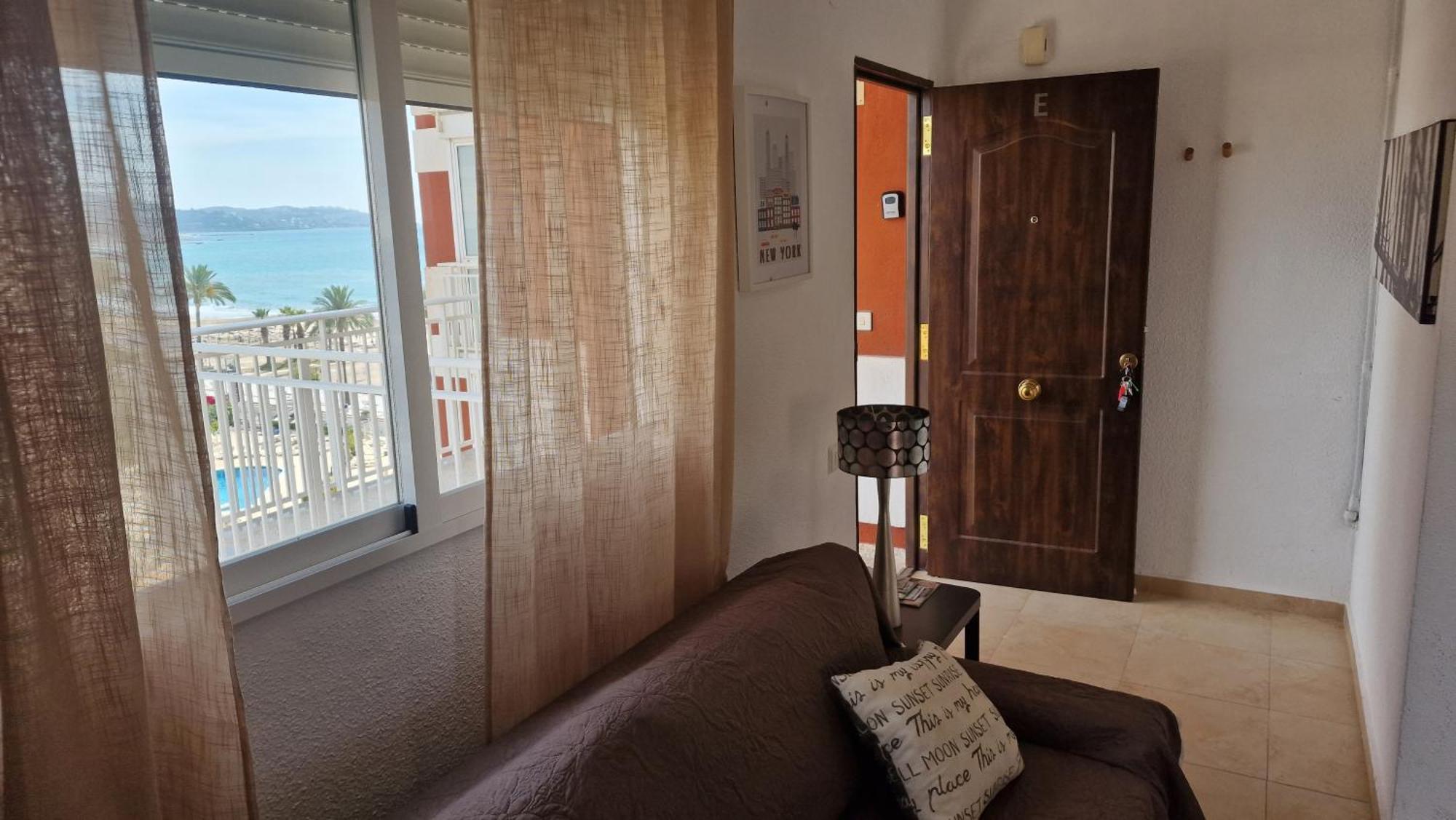 Apartamento De 1 Habitacion Frente Al Mar Y Con Piscina Daire Benicàssim Dış mekan fotoğraf