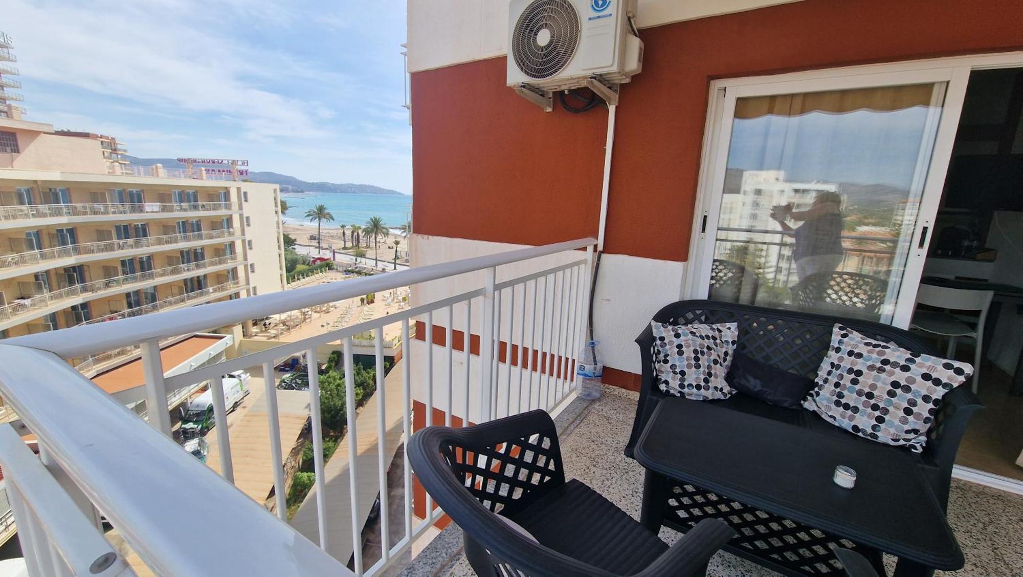 Apartamento De 1 Habitacion Frente Al Mar Y Con Piscina Daire Benicàssim Dış mekan fotoğraf